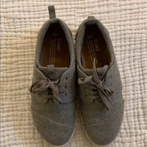 Toms gray wool sneakers W8
